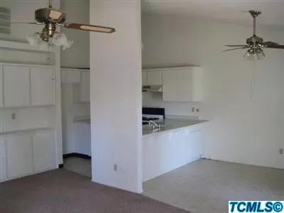 638 E Harold, Visalia, CA 93292 photo 6