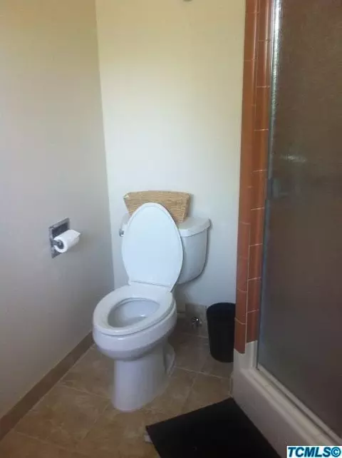 313 E Gail Ave, Tulare, CA 93274 photo 9
