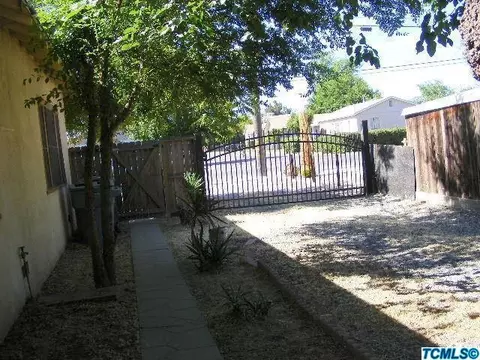 600 E Tulare Ave, Visalia, CA 93292 photo 17