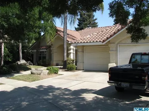 625 E Sunnyview Ct, Visalia, CA 93292 photo 1