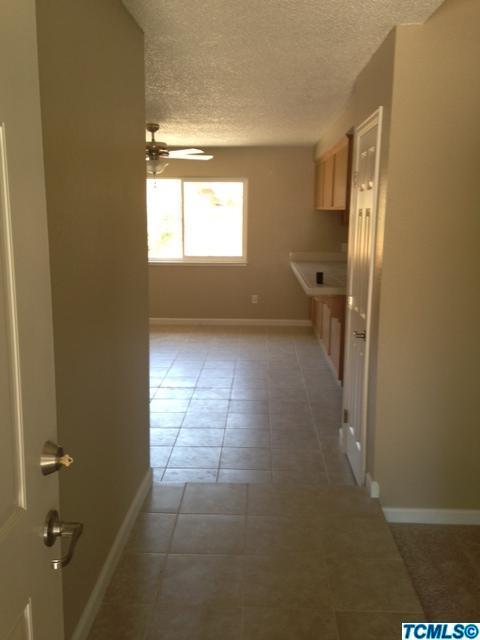 2728 E Vine Ave, Visalia, CA 93292 photo 3