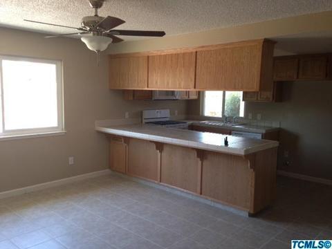 2728 E Vine Ave, Visalia, CA 93292 photo 5