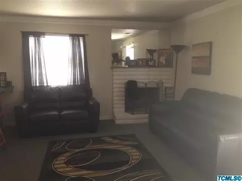 219 N Kaweah Ave, Exeter, CA 93221 photo 4