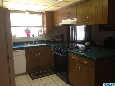 219 N Kaweah Ave, Exeter, CA 93221 photo 3