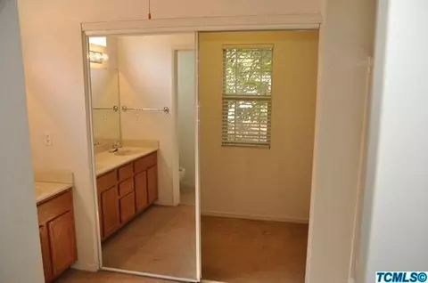 4303 E Meadow Ave, Visalia, CA 93292 photo 12