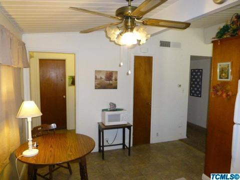 612 E Willow Ct, Tulare, CA 93274 photo 11