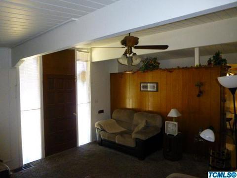 612 E Willow Ct, Tulare, CA 93274 photo 7