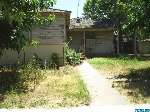 135 N Orange Ave, Exeter, CA 93221 photo 1