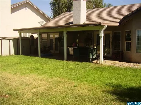 1609 E Beech Dr, Visalia, CA 93292 photo 10