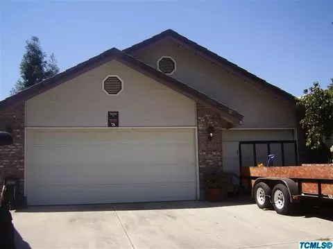 1609 E Beech Dr, Visalia, CA 93292 photo 3