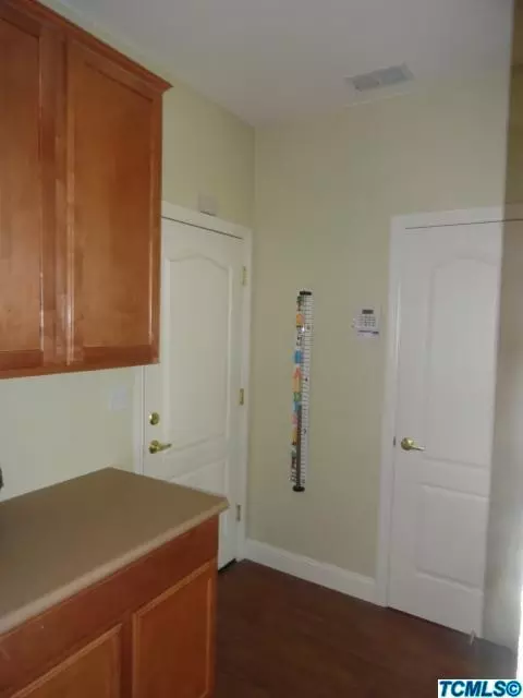 4109 E Cambridge Ave, Visalia, CA 93292 photo 13