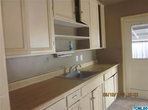 3107 E Stapp Ave, Visalia, CA 93292 photo 3