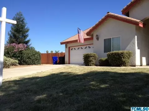 539 Village Ct, Exeter, CA 93221 photo 2