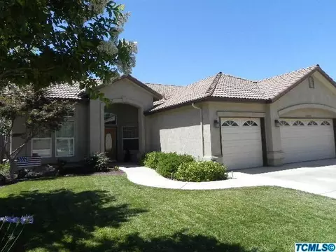 3605 E Paradise Ave, Visalia, CA 93292 photo 2