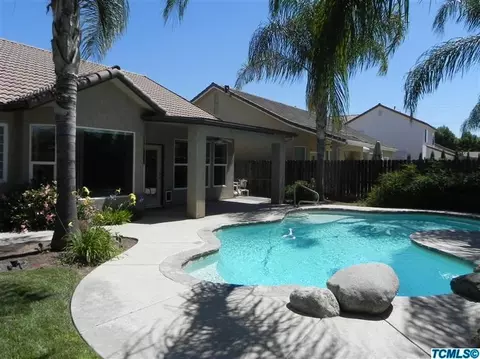 3605 E Paradise Ave, Visalia, CA 93292 photo 7