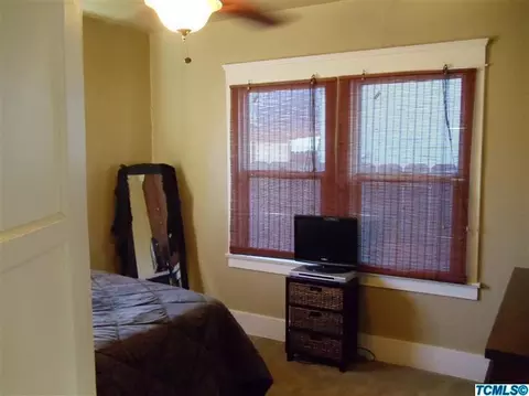 237 N Kaweah Ave, Exeter, CA 93221 photo 7
