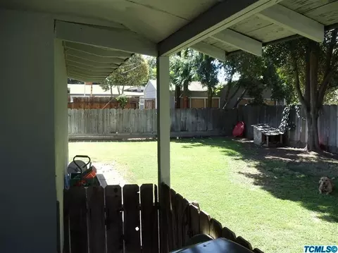 237 N Kaweah Ave, Exeter, CA 93221 photo 9
