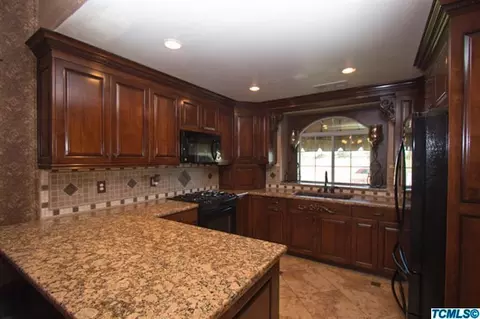 1471 E Davis Dr, Dinuba, CA 93618 photo 6