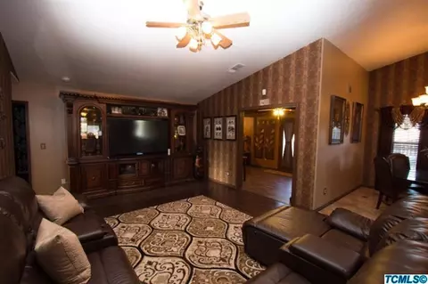 1471 E Davis Dr, Dinuba, CA 93618 photo 13