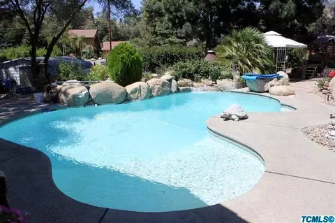 40873 Elk Dr, Three Rivers, CA 93271 photo 5