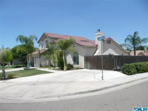 1421 Malsch Strasse, Dinuba, CA 93618 photo 3