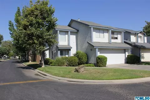 1233 E Ferguson Ave, Visalia, CA 93292 photo 1
