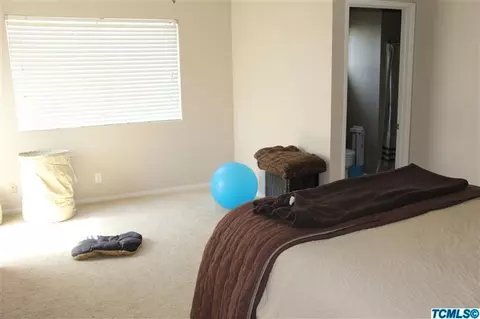 1233 E Ferguson Ave, Visalia, CA 93292 photo 12