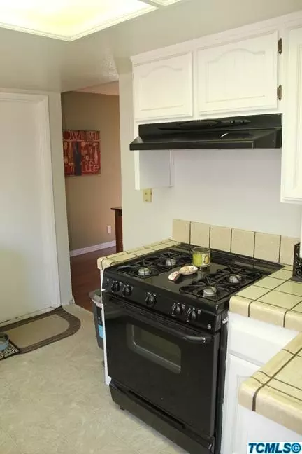 1233 E Ferguson Ave, Visalia, CA 93292 photo 8