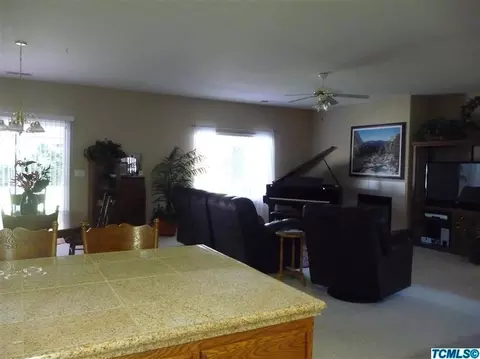 2218 E Katherine Ave, Fowler, CA 93625 photo 8