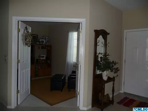 2218 E Katherine Ave, Fowler, CA 93625 photo 9