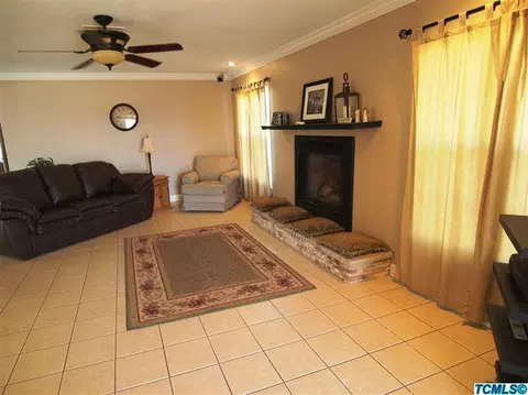 21201 Avenue 296, Exeter, CA 93221 photo 3