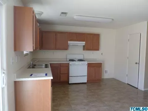 4428 E Acequia Ave, Visalia, CA 93292 photo 7