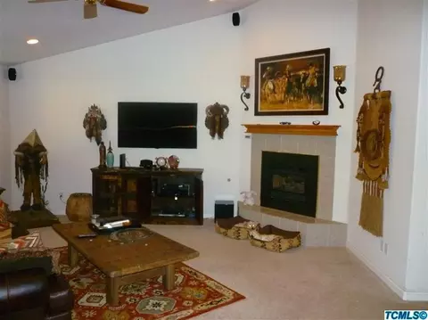 3604 E Vista Dr, Visalia, CA 93292 photo 4