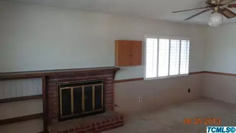 1174 Levich Cir, Hanford, CA 93230 photo 2