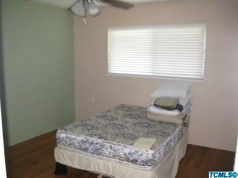 398 E Gail Ave, Tulare, CA 93274 photo 12