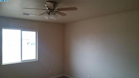 6875 Elder Ave, Visalia, CA 93291 photo 7