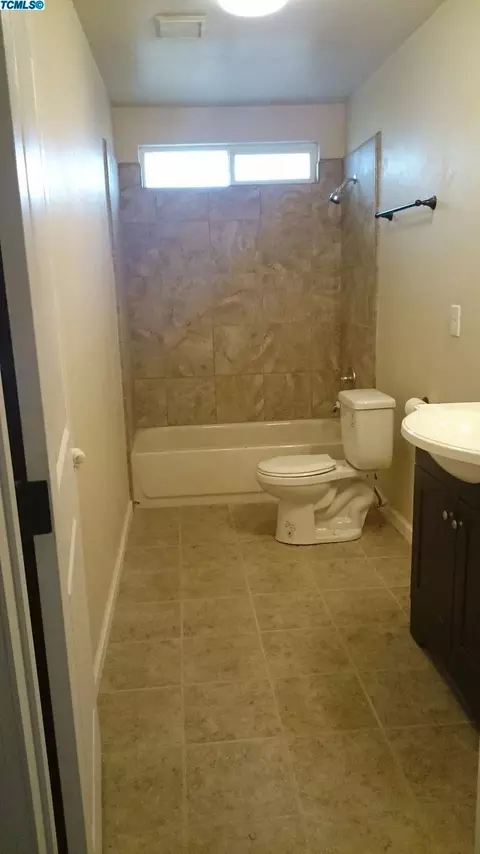 6875 Elder Ave, Visalia, CA 93291 photo 6