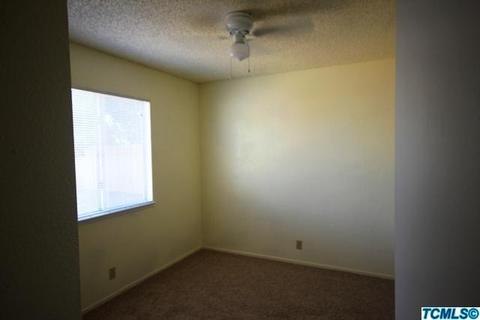 15828 Paradise Ave, Ivanhoe, CA 93235 photo 11