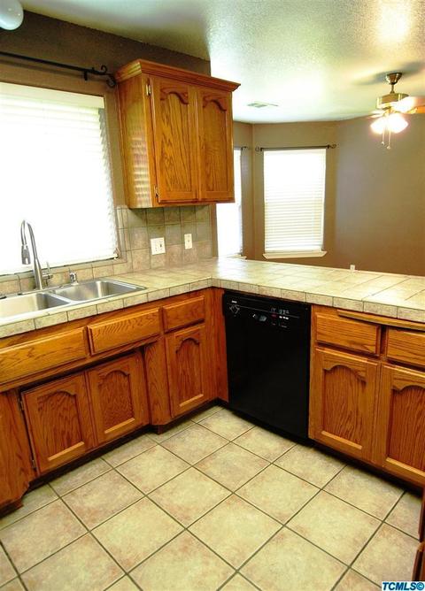 753 Vista Ct, Exeter, CA 93221 photo 6
