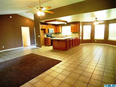 753 Vista Ct, Exeter, CA 93221 photo 2
