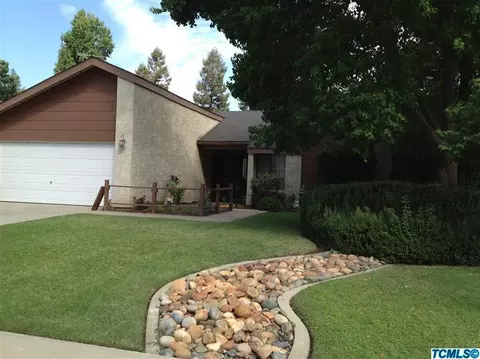 1939 E Andrea Ct, Visalia, CA 93292 photo 1