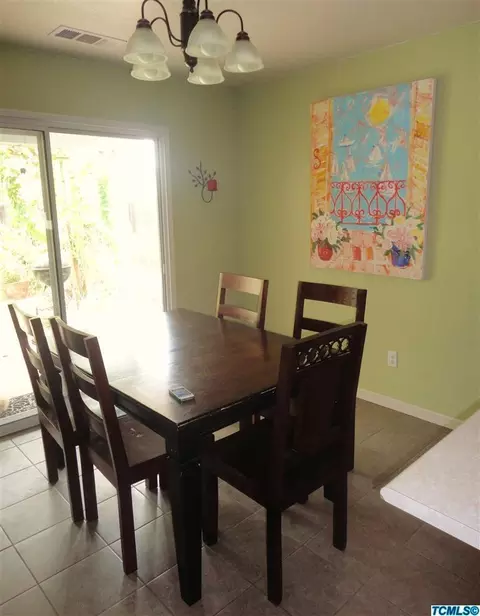 1454 Willow St, Exeter, CA 93221 photo 9