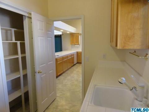 1125 E Chestnut Ct, Visalia, CA 93292 photo 14