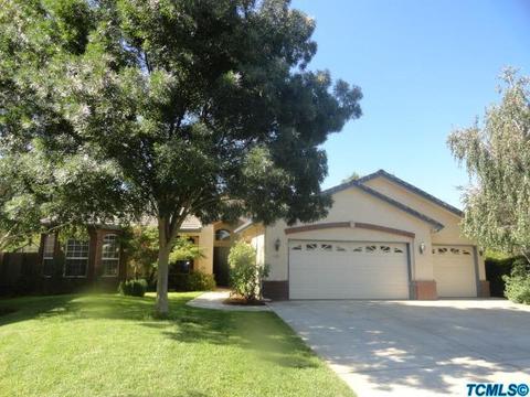1125 E Chestnut Ct, Visalia, CA 93292 photo 2