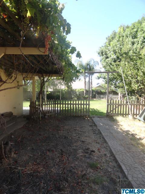 1125 E Chestnut Ct, Visalia, CA 93292 photo 34