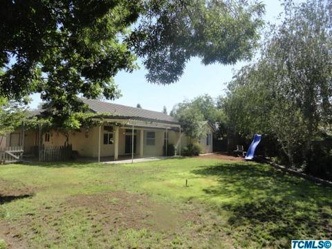 1125 E Chestnut Ct, Visalia, CA 93292 photo 32