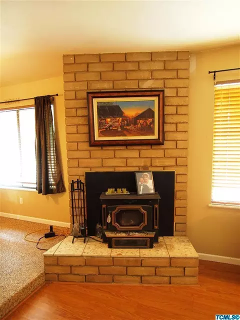 469 W Balaam Ave, Exeter, CA 93221 photo 9