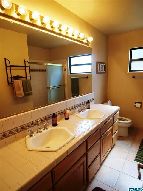 469 W Balaam Ave, Exeter, CA 93221 photo 24