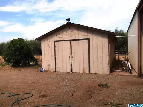 469 W Balaam Ave, Exeter, CA 93221 photo 5