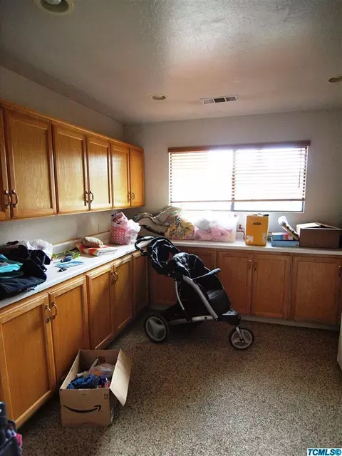 469 W Balaam Ave, Exeter, CA 93221 photo 12